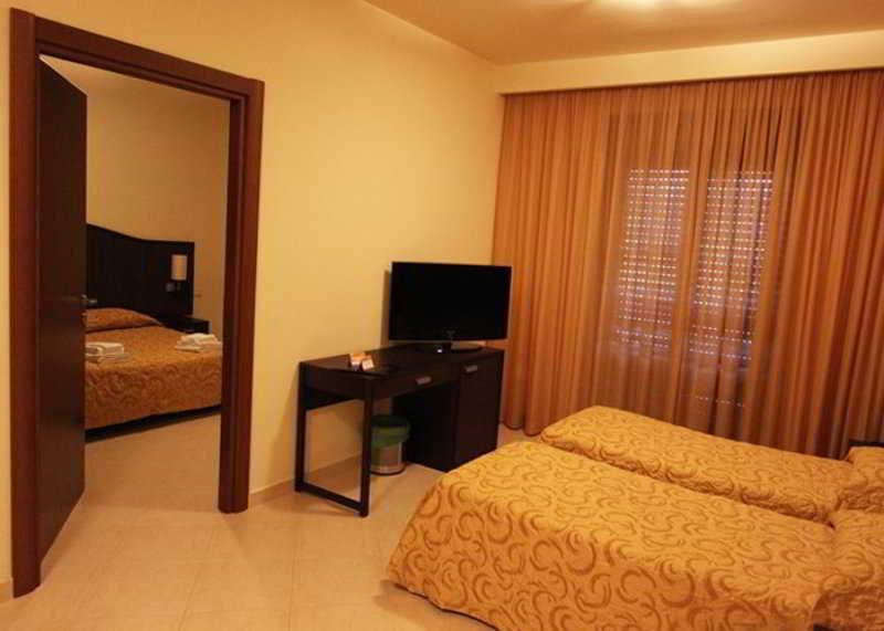 בלסטראטה Hotel Costa Azul מראה חיצוני תמונה