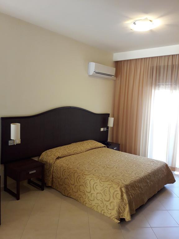 בלסטראטה Hotel Costa Azul מראה חיצוני תמונה