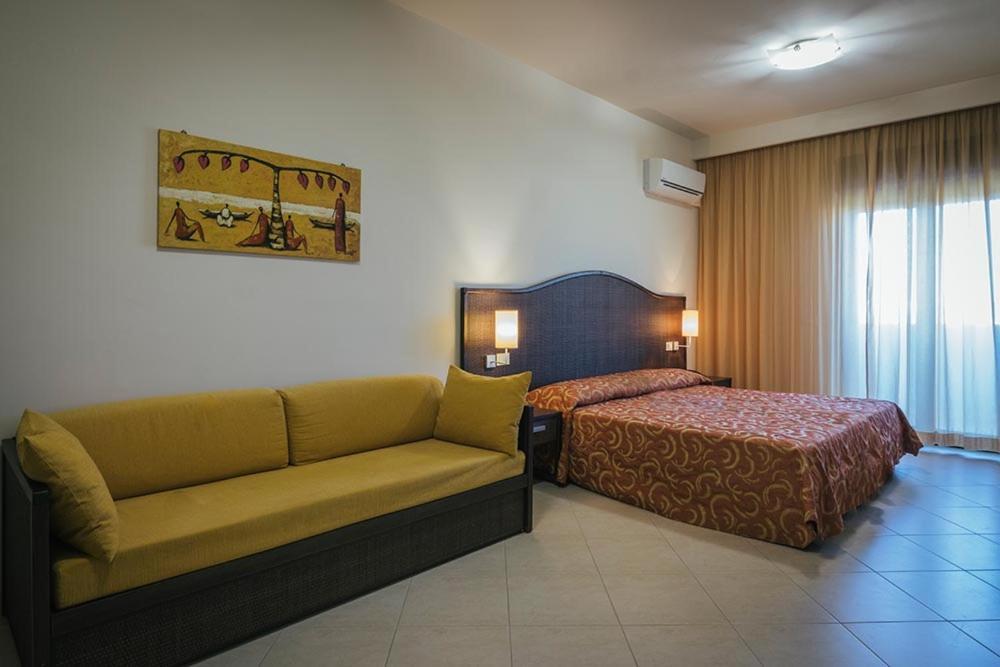 בלסטראטה Hotel Costa Azul מראה חיצוני תמונה