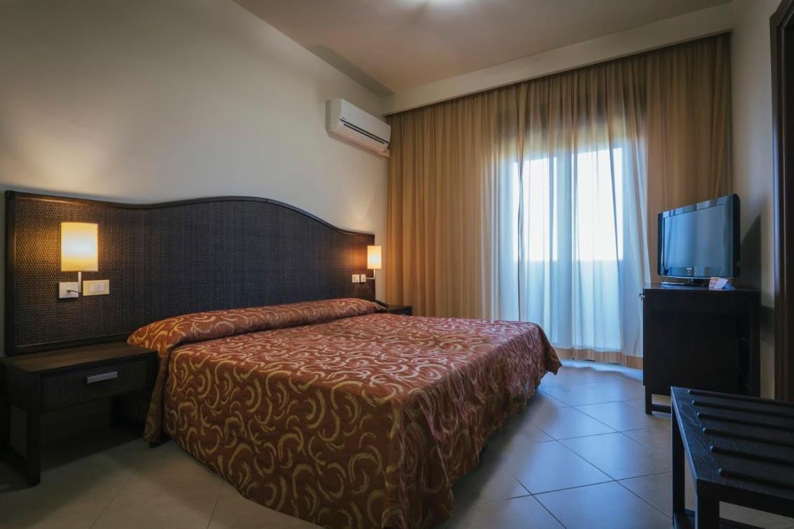 בלסטראטה Hotel Costa Azul מראה חיצוני תמונה